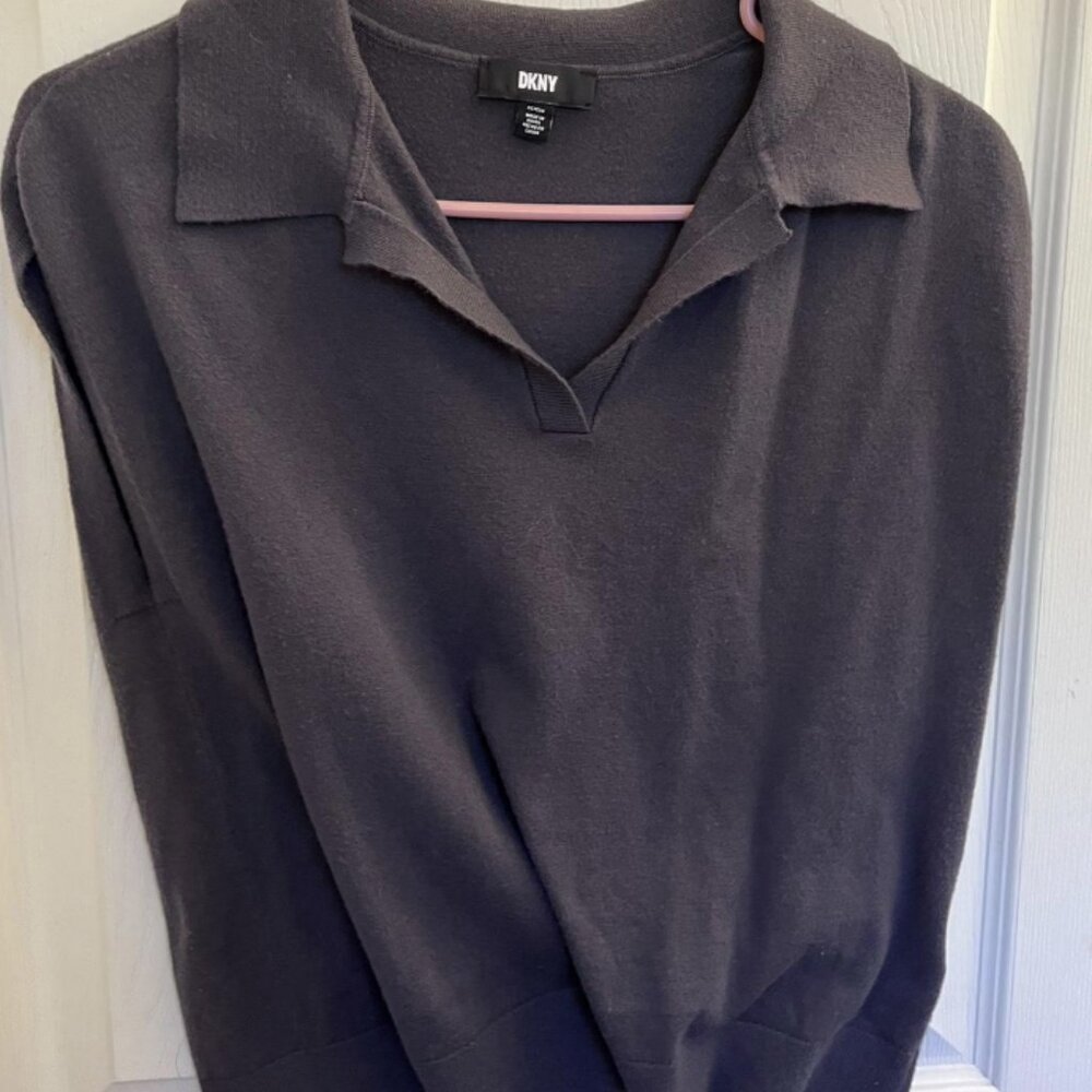 Navy dkny sweater vest
